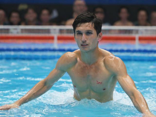 开云体育_ 世界级游泳选手的成功与挑战，开远游泳教练