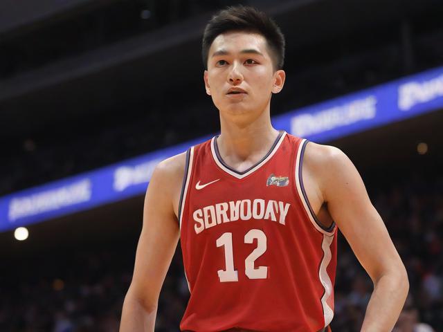 开云体育_ NBA流行趋势：小球战术的崛起与挑战，nba哪些是小球市